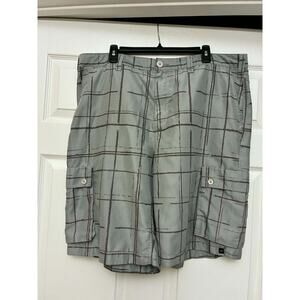 Tony Hawk Men's Gray Plaid Cargo Shorts Size 40 Performance Casual